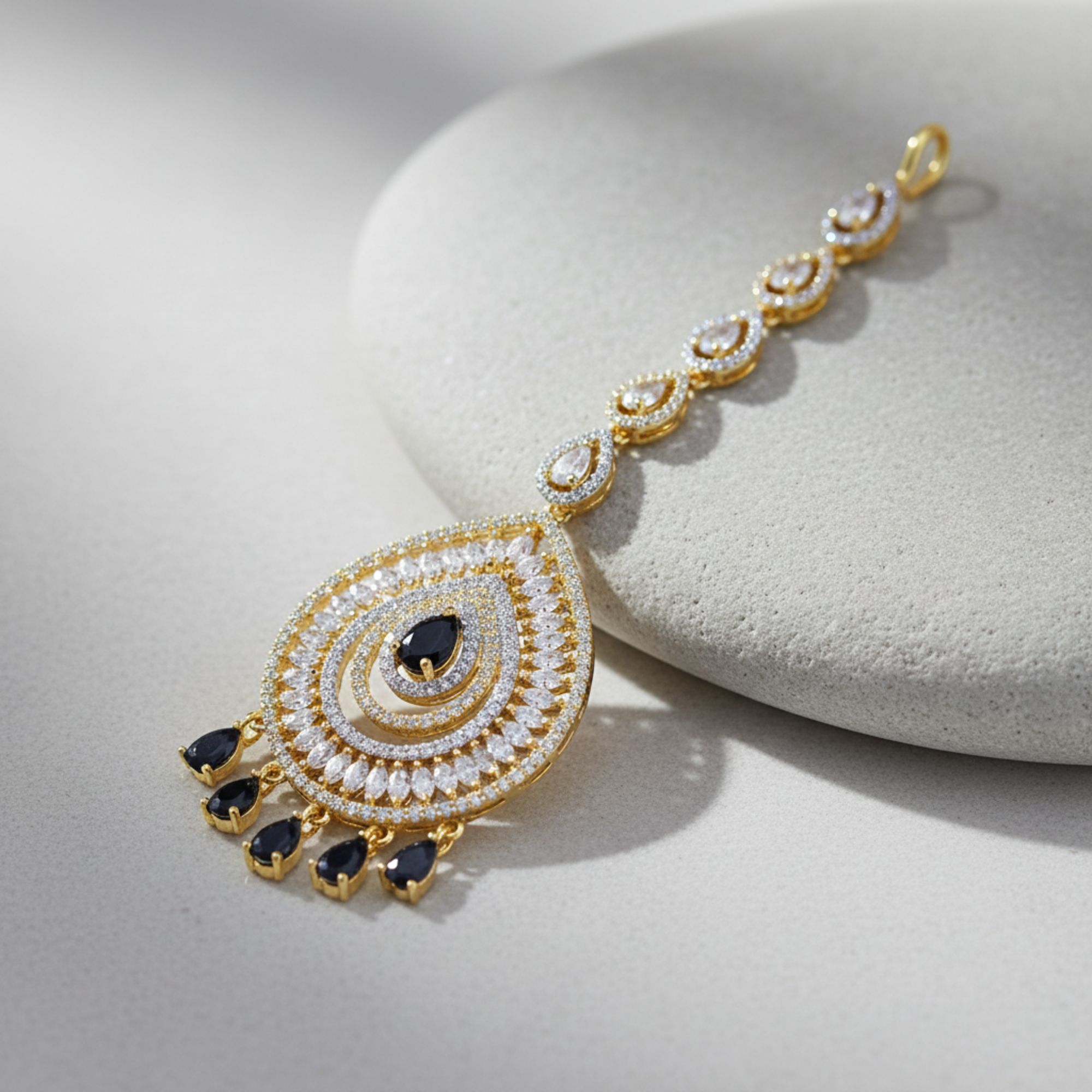 Growing Demand for CZ Jewellery: A Profitable Opportunity for Wholesalers