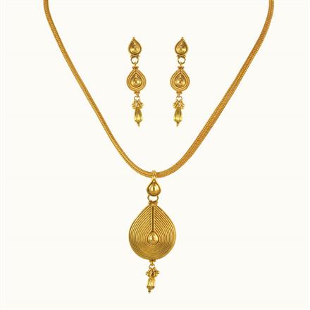 Antique Plain Gold Pendant Set
