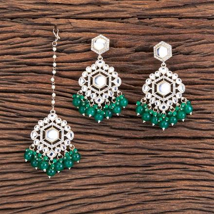 Indo Western Classic Earring Tikka With Gold Plating