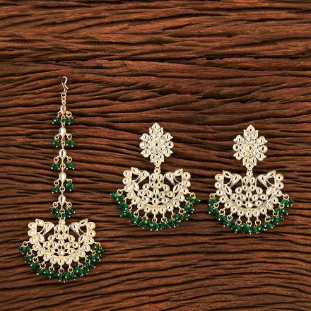 Indo Western Chand Earring Tikka With Gold Plating