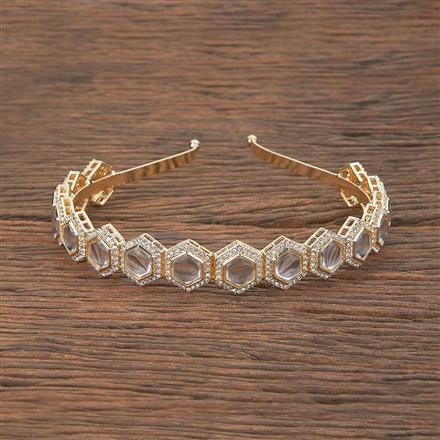 Indo Western Stone Hair Band With Gold Plating