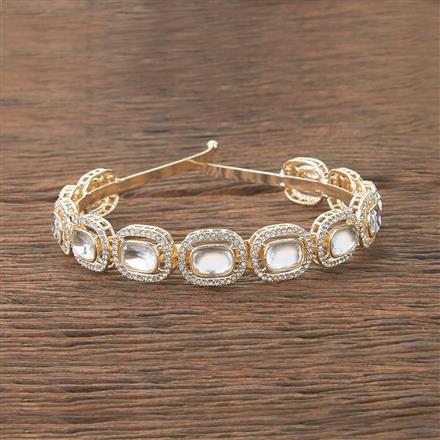 Indo Western Stone Hair Band With Gold Plating