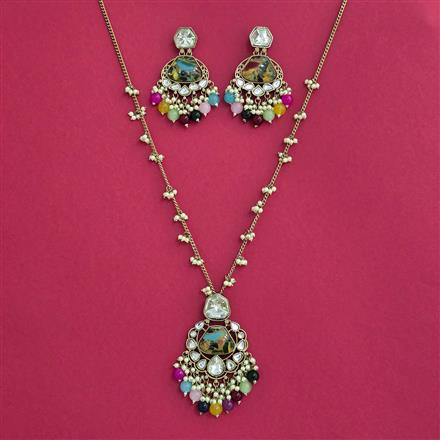 Indo Western Moti Pendant Set With Mehndi Plating