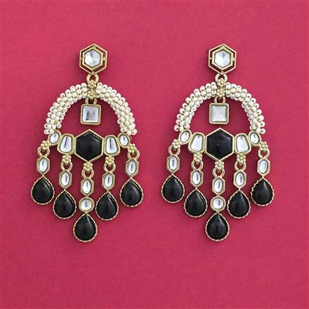 Indo Western Classic Earring With Mehndi Plating