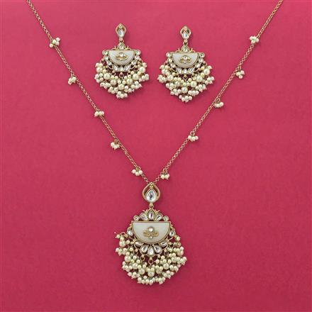 Indo Western Classic Pendant Set With Mehndi Plating