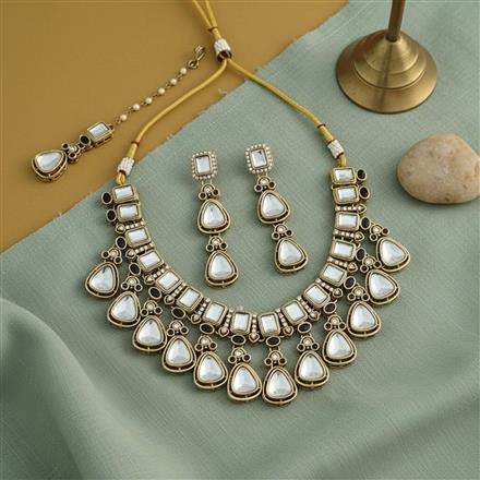 Indo Western Classic Necklace Set With Mehndi Plating