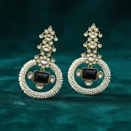 Indo Western Moti Earring With Mehndi Plating