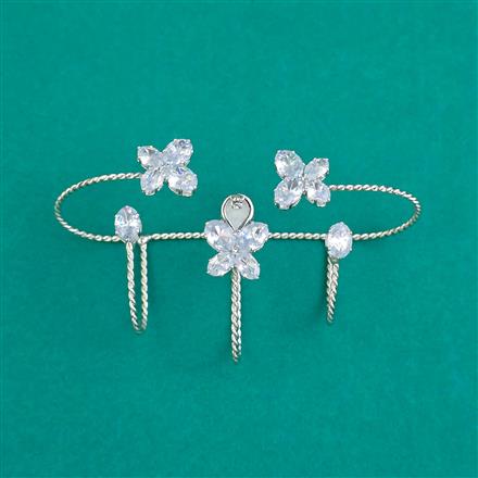 Indo Western Classic Ring With Gold Plating Rhodium Plating Mehndi Plating