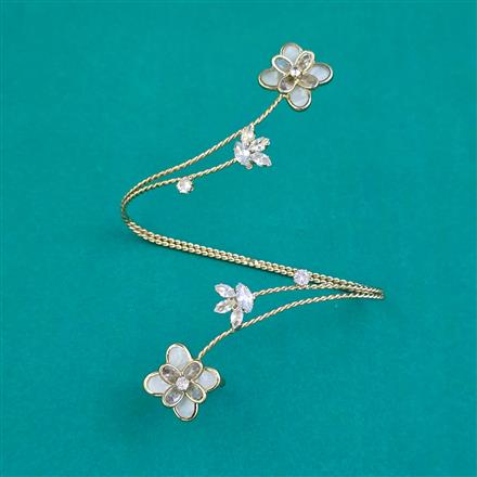 Indo Western Plam Cuffring With Gold Plating Rhodium Plating Mehndi Plating