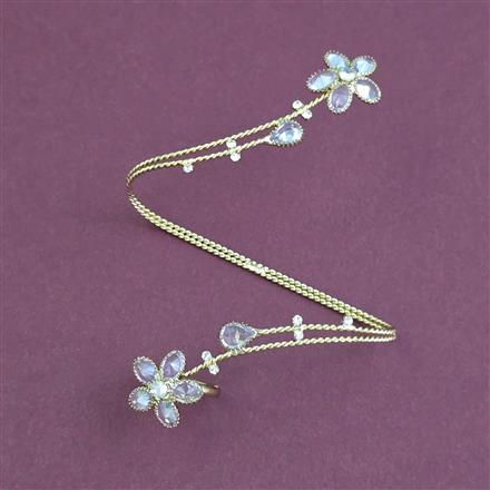 Indo Western Plam Cuffring With Gold Plating Rhodium Plating Mehndi Plating