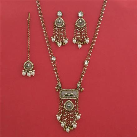 Indo Western Moti Pendant Set with Mehndi Plating