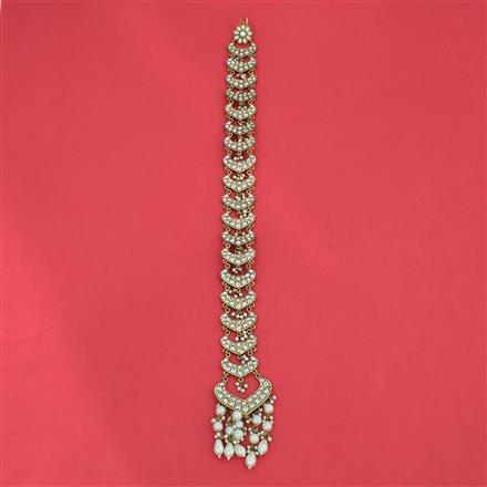 Indo Western Moti Hair Brooch With Mehndi Plating