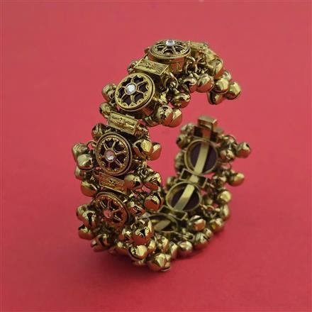 Indo Western Adjustable Bracelet With Mehndi Plating