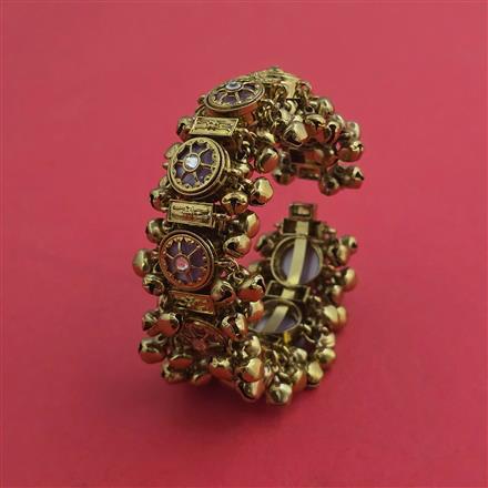Indo Western Adjustable Bracelet With Mehndi Plating