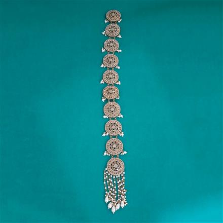 Indo Western Moti Hair Brooch With Mehndi Plating