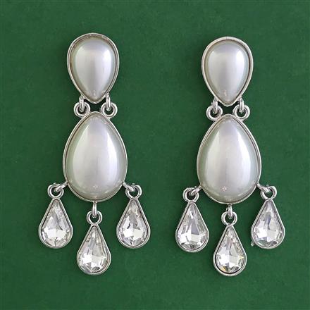 Indo Western Pearl Earring with Rhodium Plating