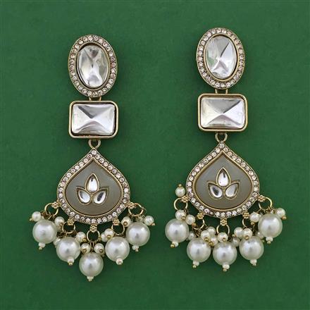 Indo Western Pearl Earring with Mehndi Plating