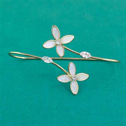 Indo Western Plam Cuffring with Rhodium Plating Gold Plating Mehndi Plating