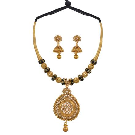 Antique Classic Necklace with gold plating