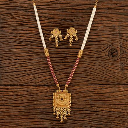 Antique Mala Pendant Set With Matte Gold Plating