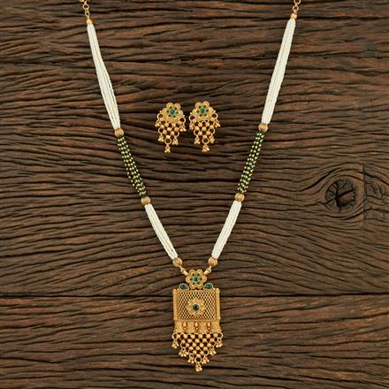 Antique Mala Pendant Set With Matte Gold Plating