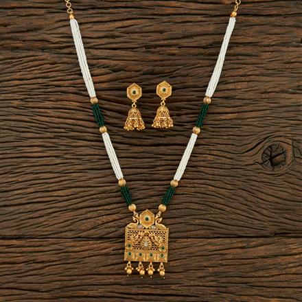 Antique Mala Pendant Set With Matte Gold Plating