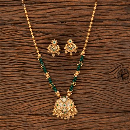Antique Mala Pendant Set With Matte Gold Plating