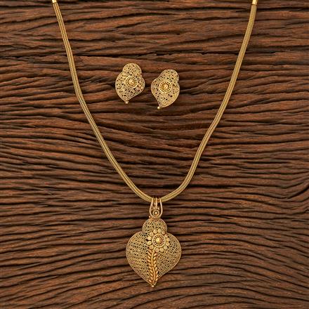 Antique Plain Gold Pendant Set With Gold Plating