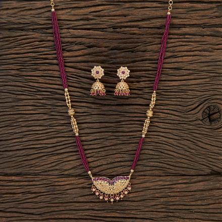 Antique Moti Pendant Set With Gold Plating