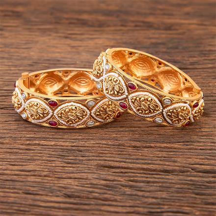 Antique Pearl Bangles With Matte Gold Plating