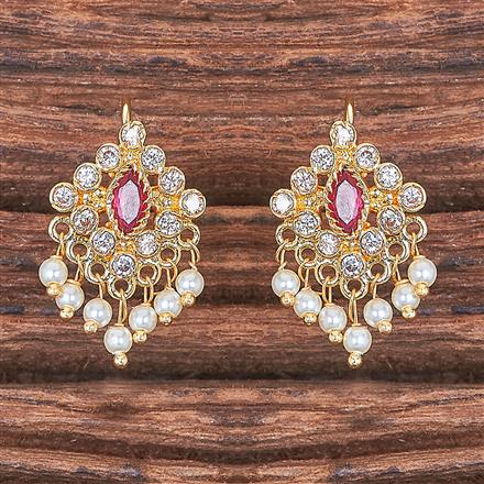 Antique Delicate Earring With Gold Plating