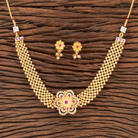 Antique Classic Necklace With Gold Plating