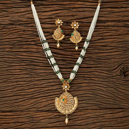 Antique Mala Pendant Set With Matte Gold Plating
