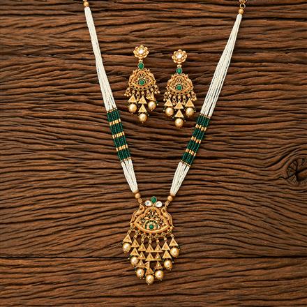 Antique Mala Pendant Set With Matte Gold Plating