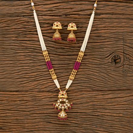 Antique Mala Pendant Set With Matte Gold Plating