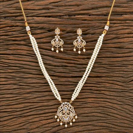 Antique Pearl Pendant Set With Gold Plating