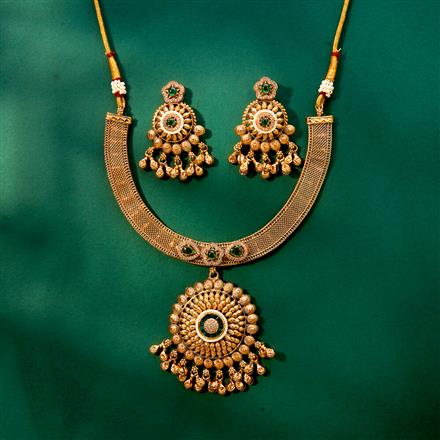 Antique Classic Necklace With Gold Plating