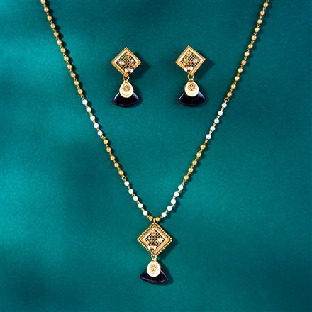 Antique Meenakari Pendant Set With Matte Gold Plating