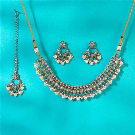 Antique Reverse Ad Stone Necklace With Mehndi Plating