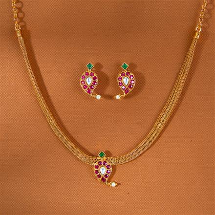 Antique Chain Pendant Set With Matte Gold Plating