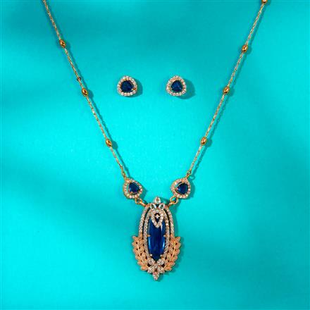 Antique Classic Pendant Set With Matte Gold Plating