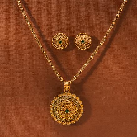 Antique Chain Pendant Set With Matte Gold Plating