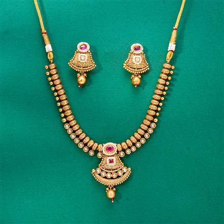 Antique Classic Necklace Set With Matte Gold Plating