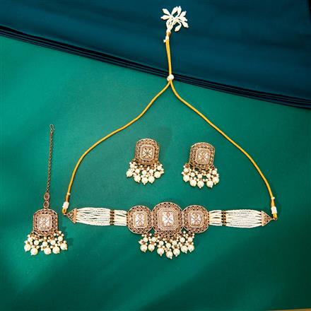 Antique Moti Necklace Set With Mehndi Plating