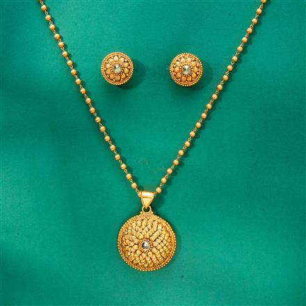 Antique Classic Pendant Set With Matte Gold Plating