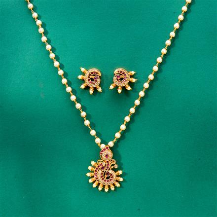 Antique Moti Pendant Set With Gold Plating