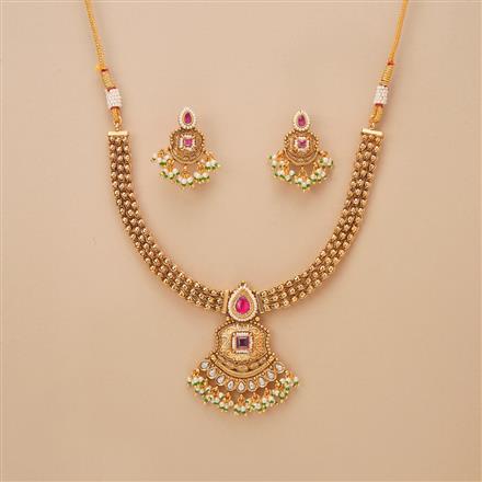Antique Classic Necklace Set With Matte Gold Plating