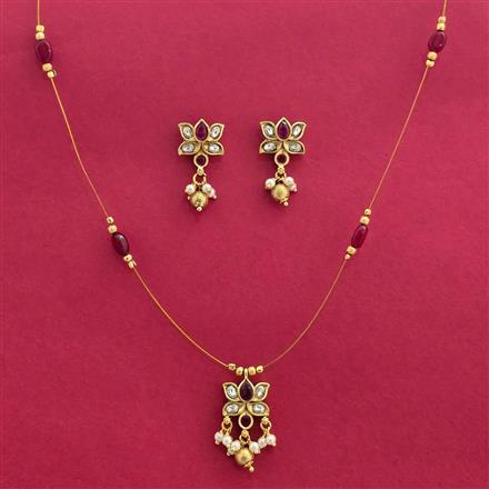 Antique Classic Pendant Set With Gold Plating