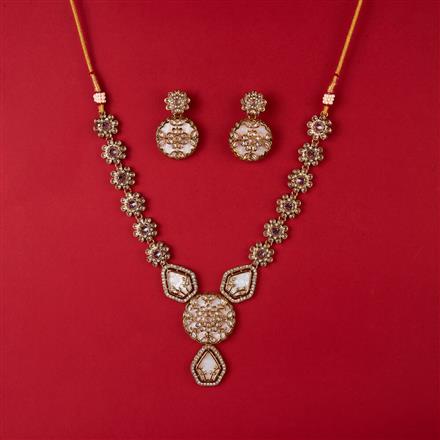 Antique Mother Of Pearl Necklace With Mehndi Plating