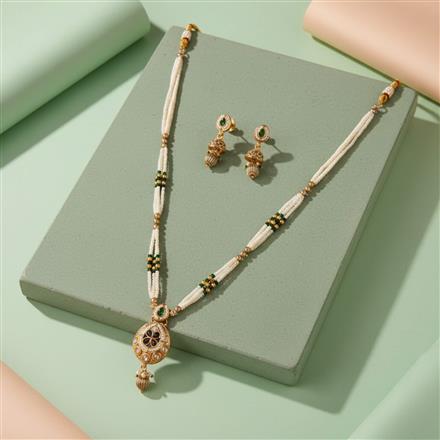 Antique Meenakari Pendant Set With Matte Gold Plating